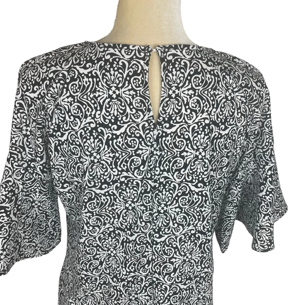 Ann Taylor Short Bell Sleeve Blouse Black White Paisley Scroll Size Small petite - Picture 5 of 11